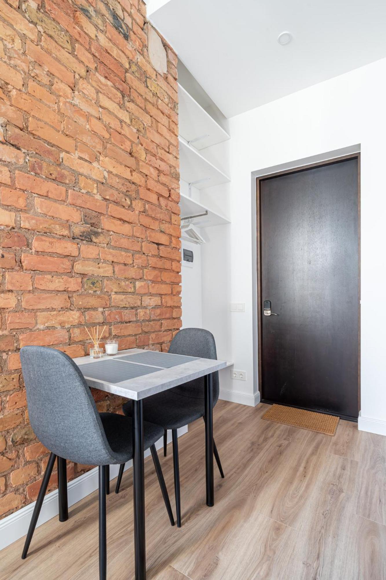 Prestigious Former Library Apartment - Perfect Location Riga Exterior photo